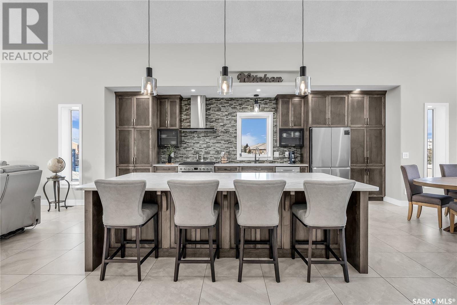 9 Loewen Court Property Photo 18