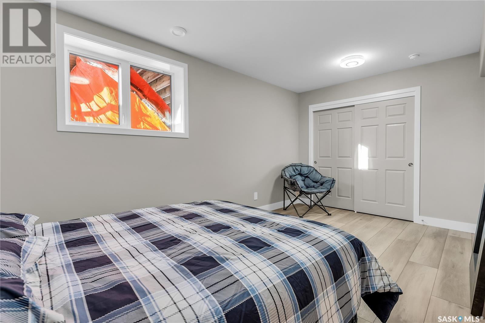 9 Loewen Court Property Photo 44