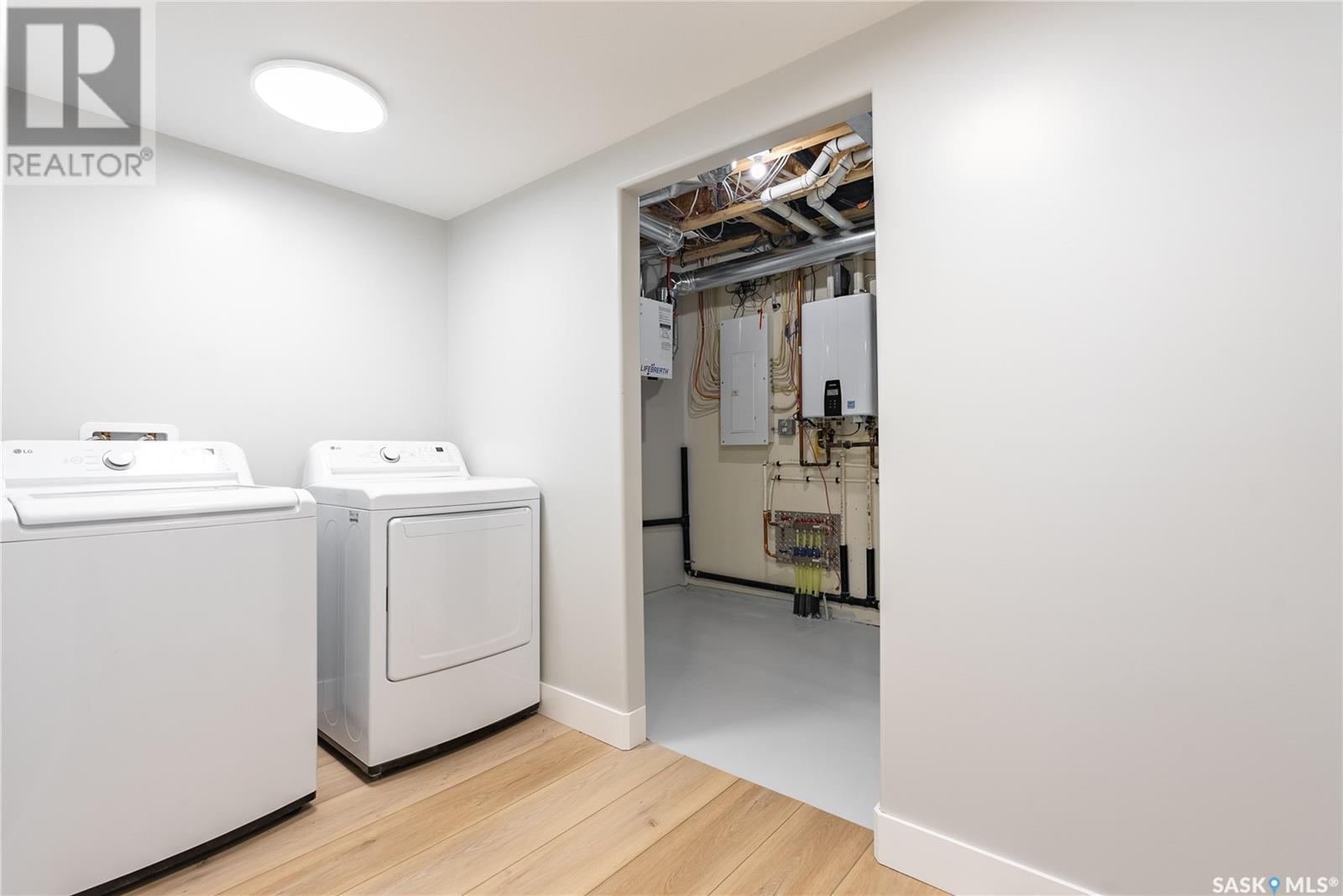 9 Loewen Court Property Photo 45