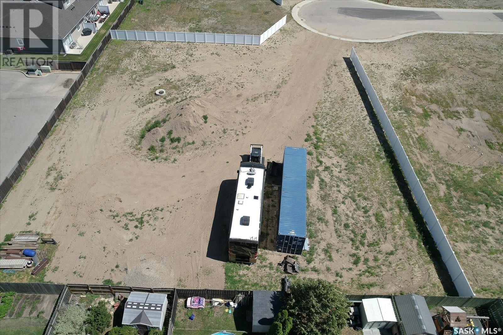 9 Loewen Court Property Photo 47
