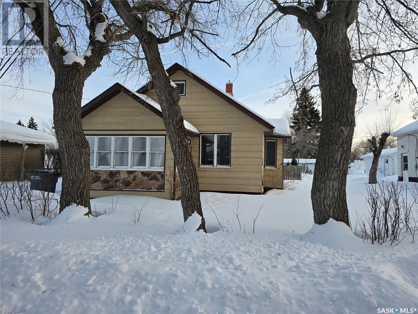 Broadview Real Estate Listings Main Image