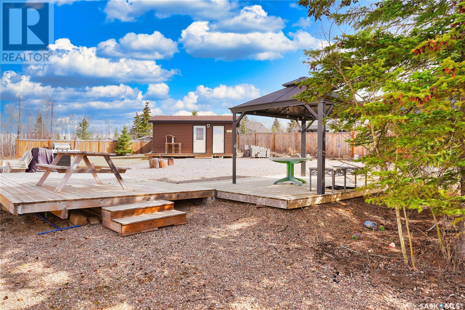 405 Ash AVENUE Property Photo 1