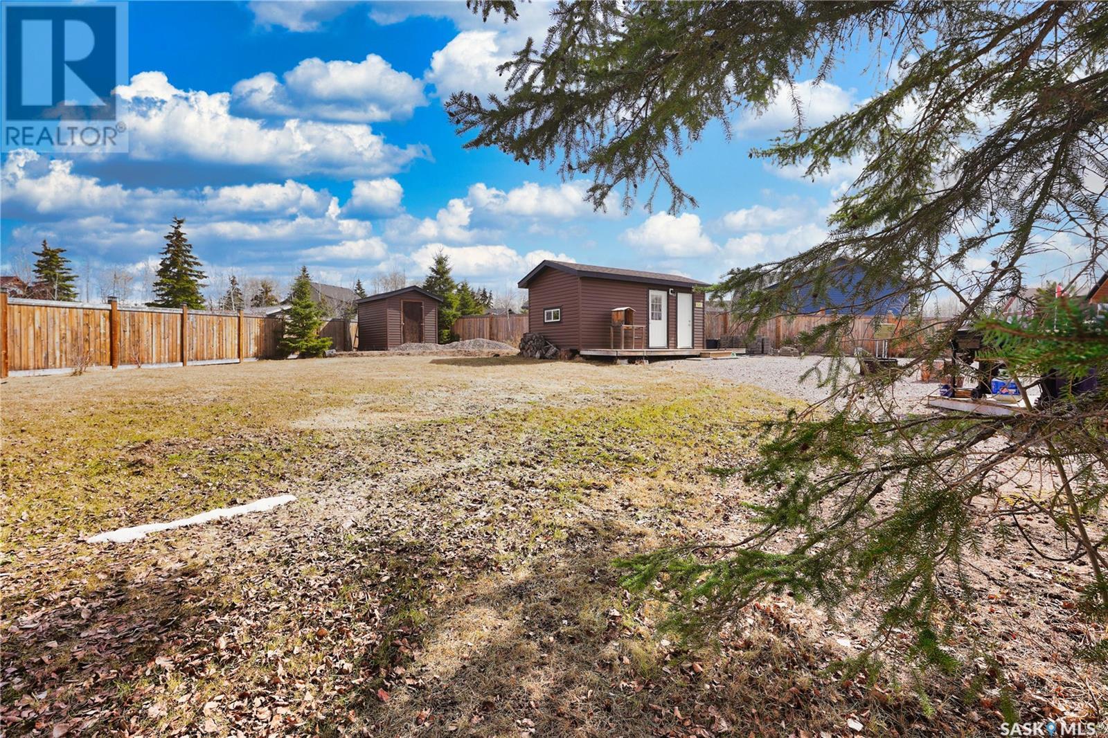 405 Ash Avenue Property Photo 8