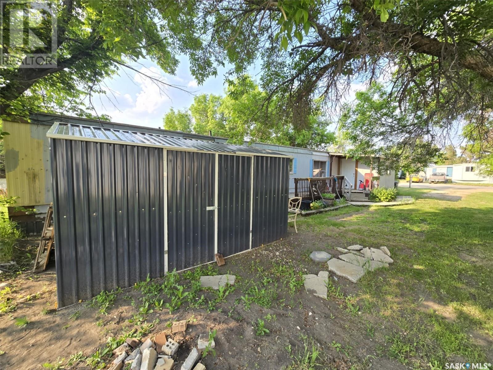 106 Larch Street Property Photo 5