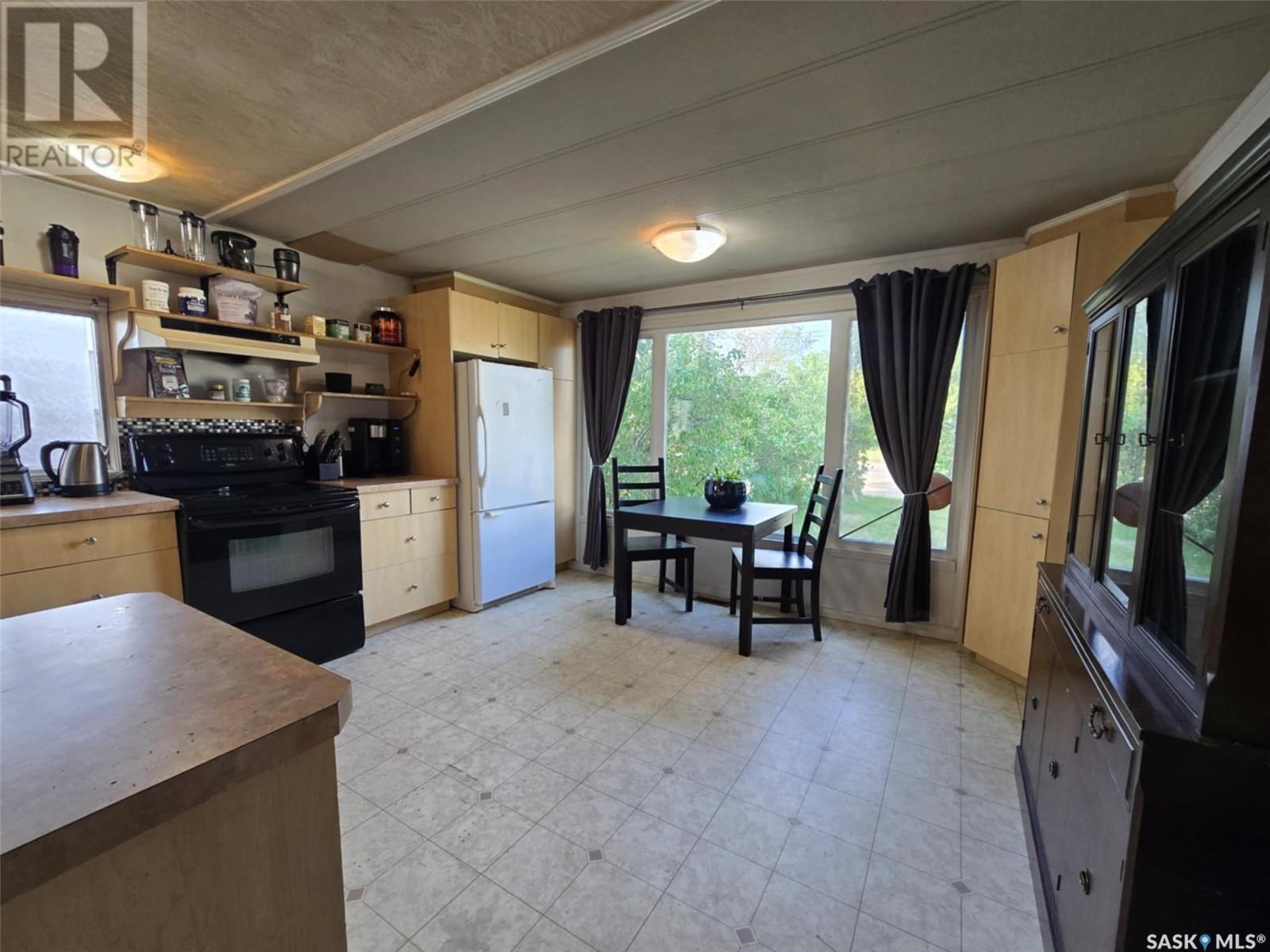 106 Larch Street Property Photo 18