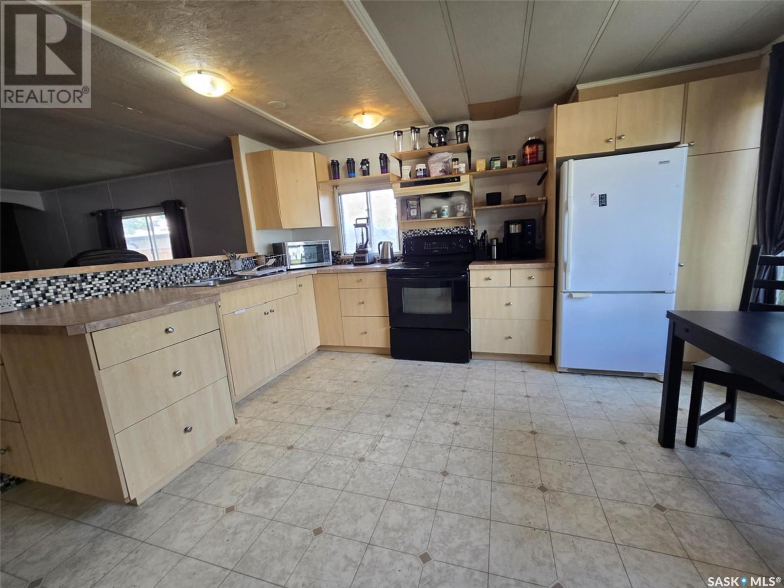 106 Larch Street Property Photo 20