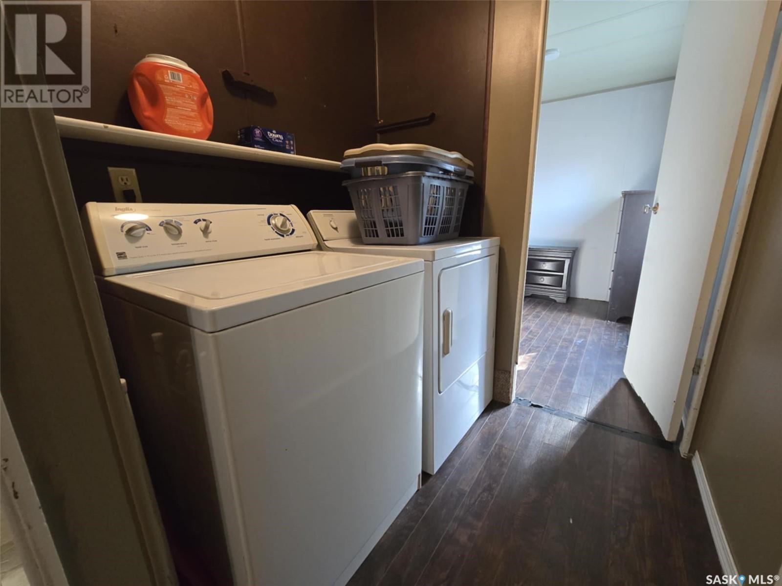106 Larch Street Property Photo 34