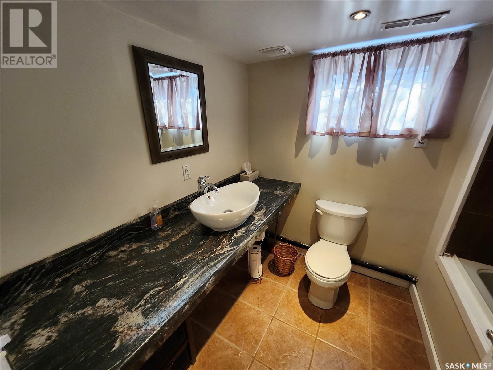 7 Park Street Property Photo 11