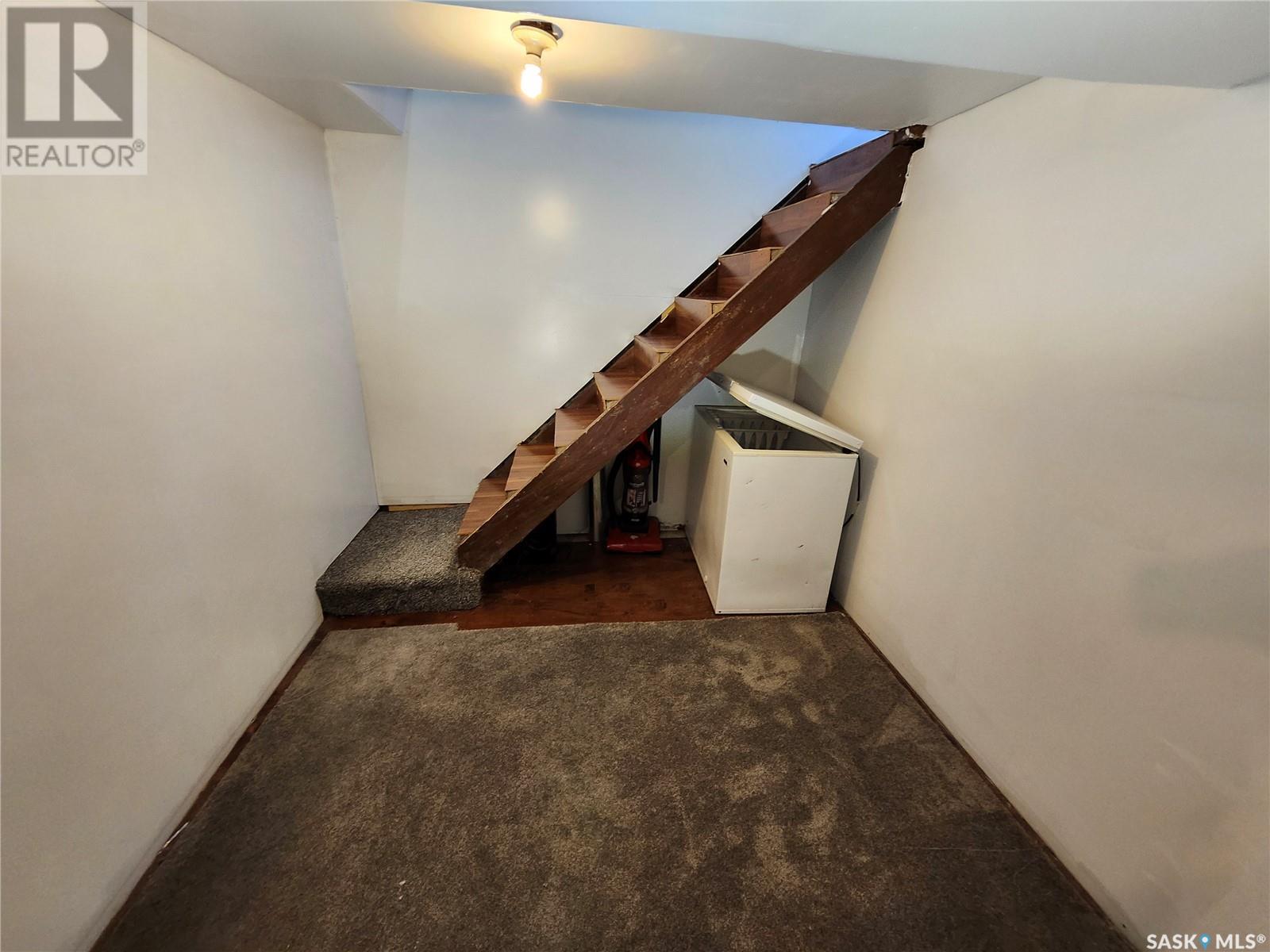 7 Park Street Property Photo 16