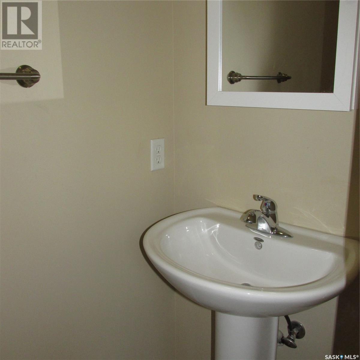 402 York Street Property Photo 9