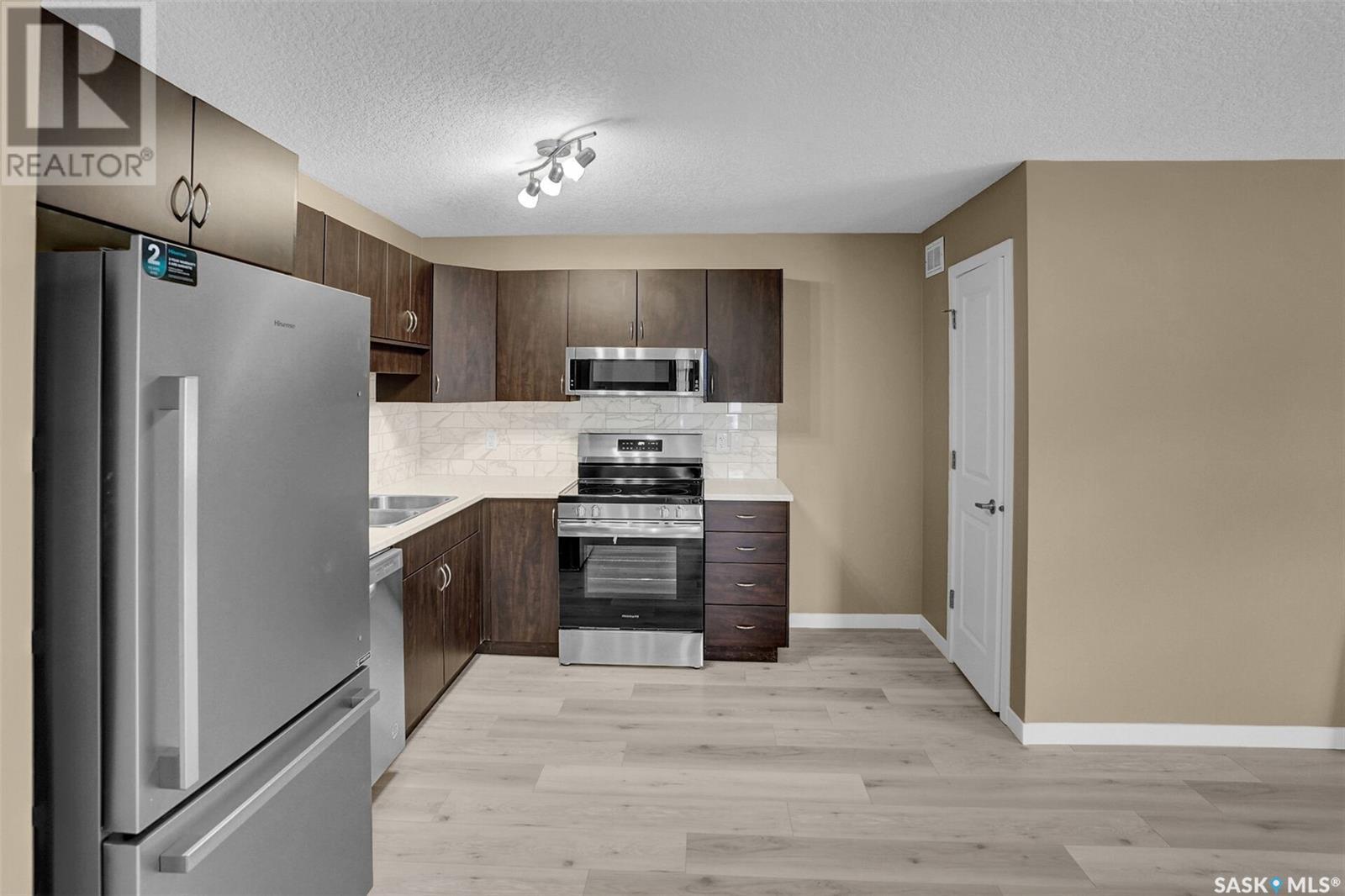 69 5537 Blake Crescent Property Photo 12