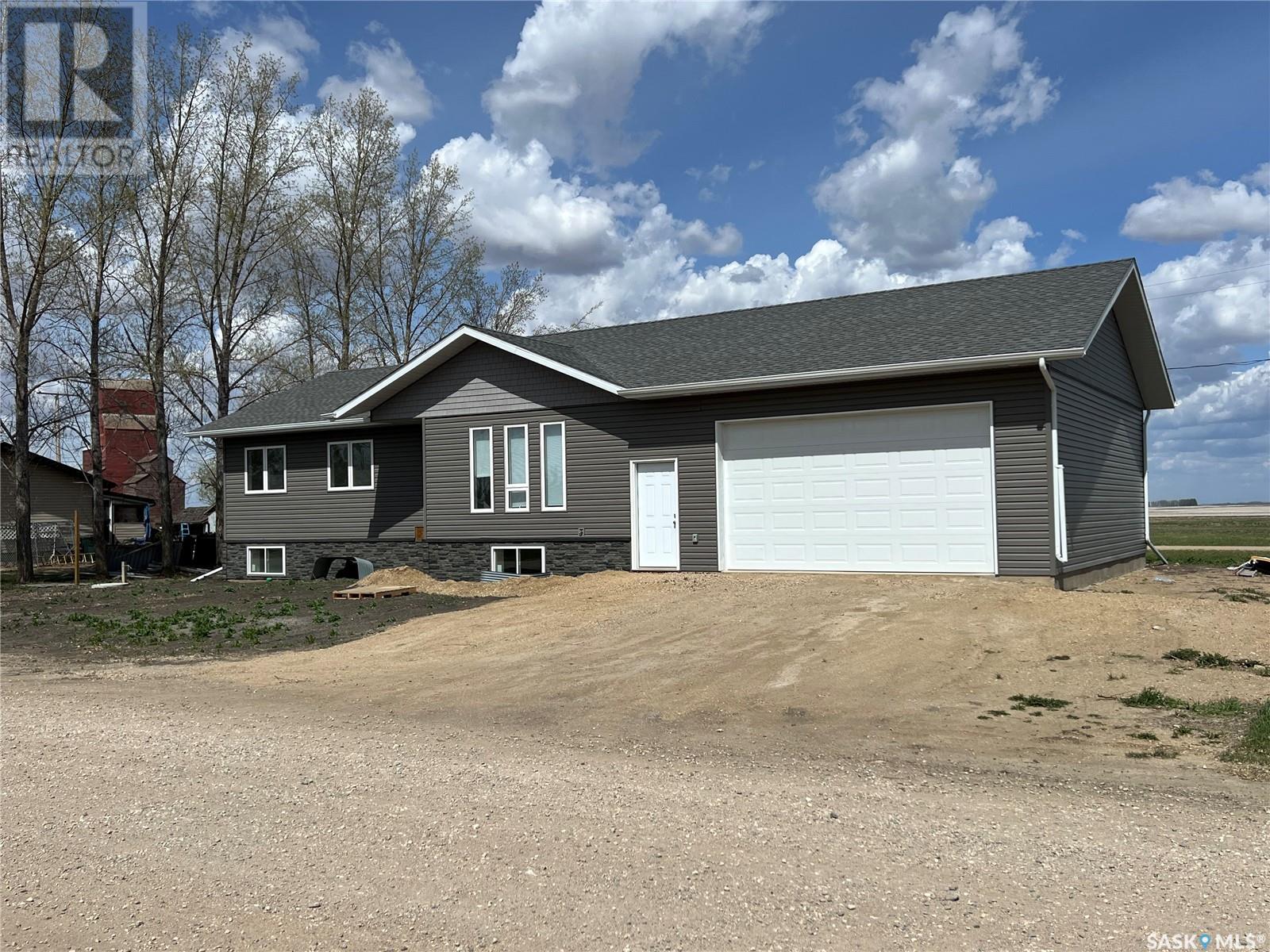 109 First Street Property Photo 2