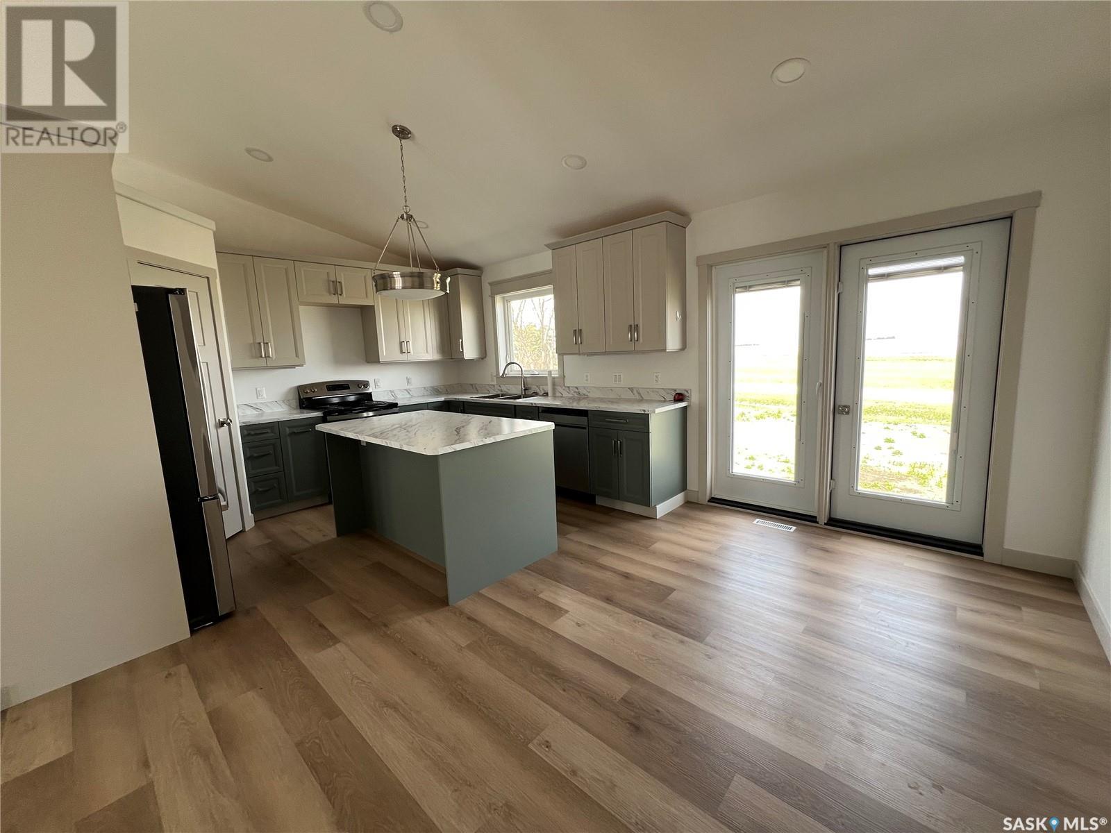 109 First Street Property Photo 5