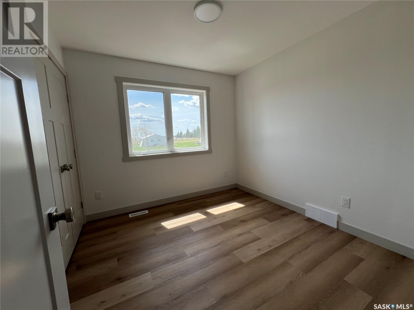 109 First Street Property Photo 8