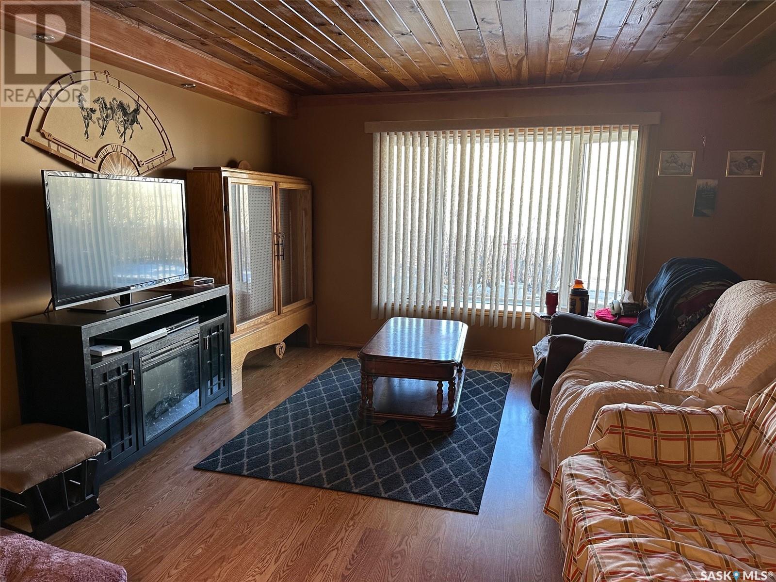 238 Young Street Property Photo 8