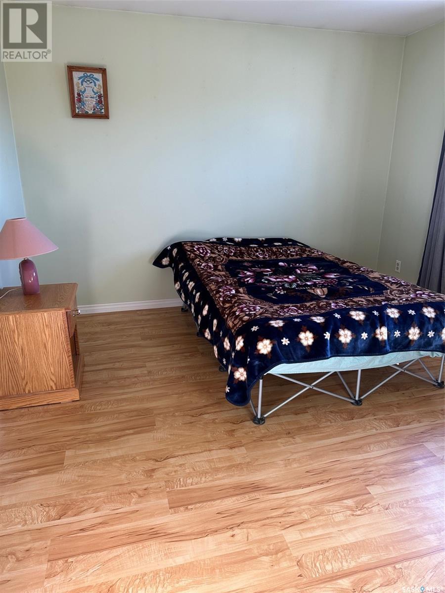 238 Young Street Property Photo 18
