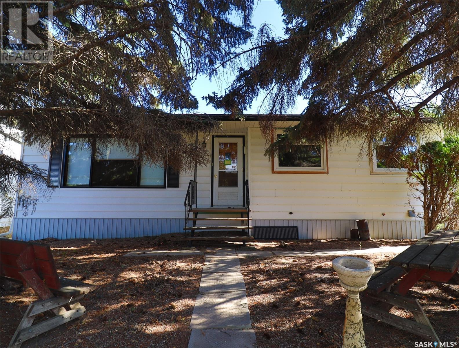 414 1st Street N Property Photo