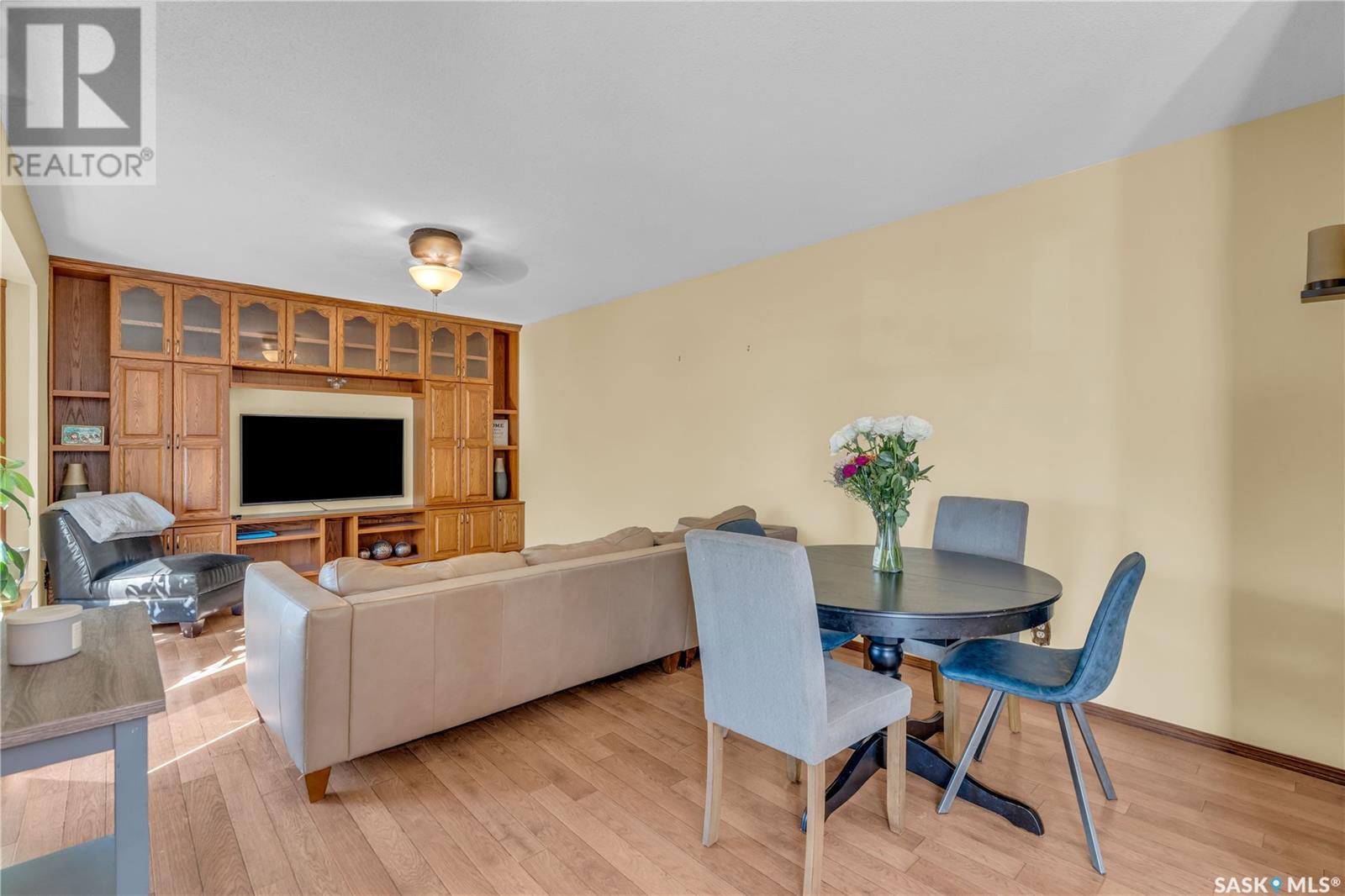 901 Connaught Avenue Property Photo 14
