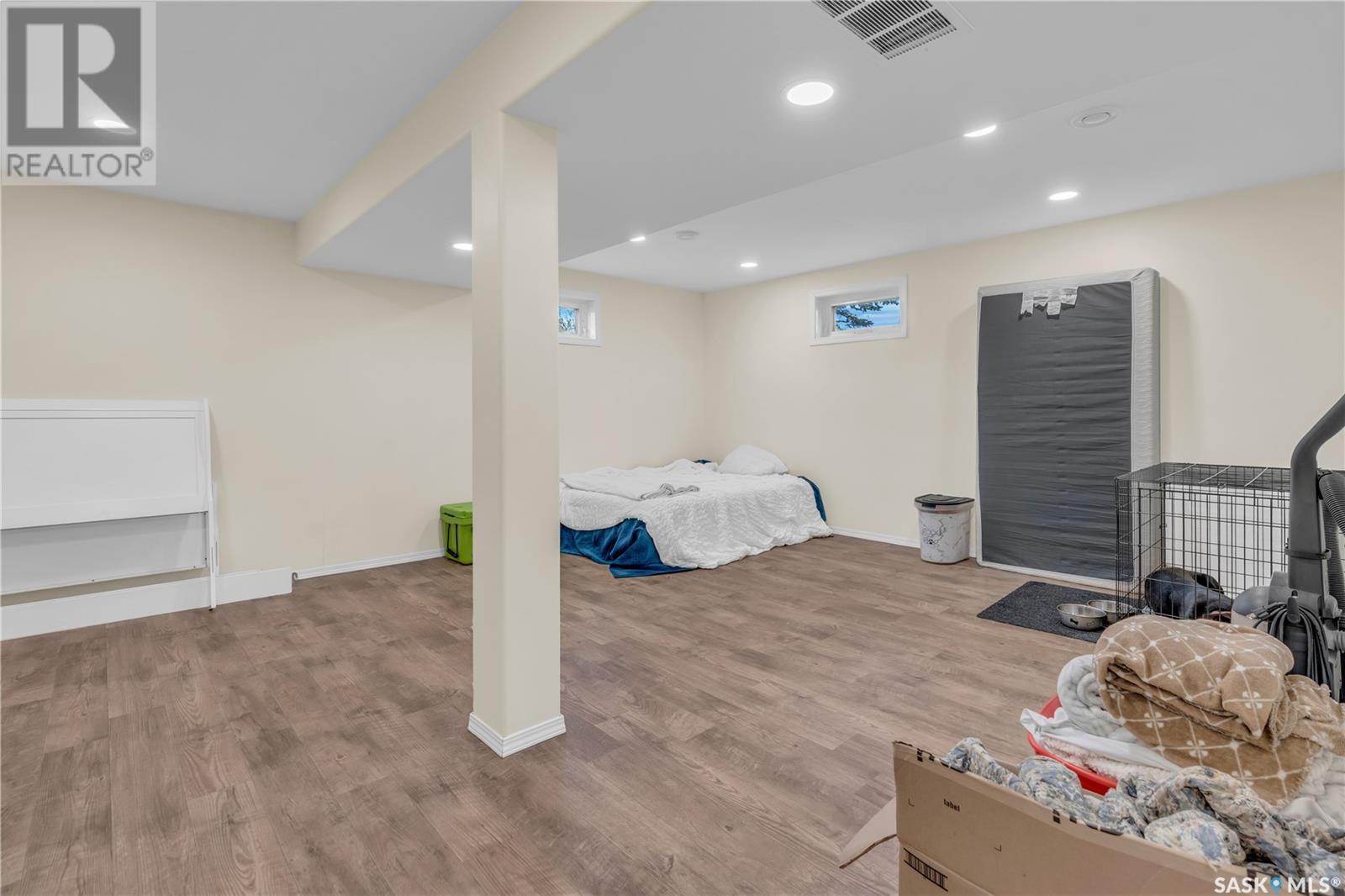901 Connaught Avenue Property Photo 25