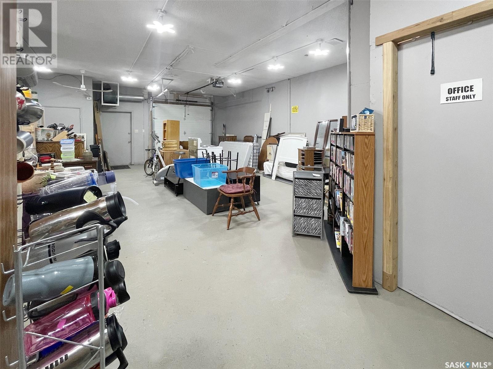 606 Herbert Avenue Property Photo 6