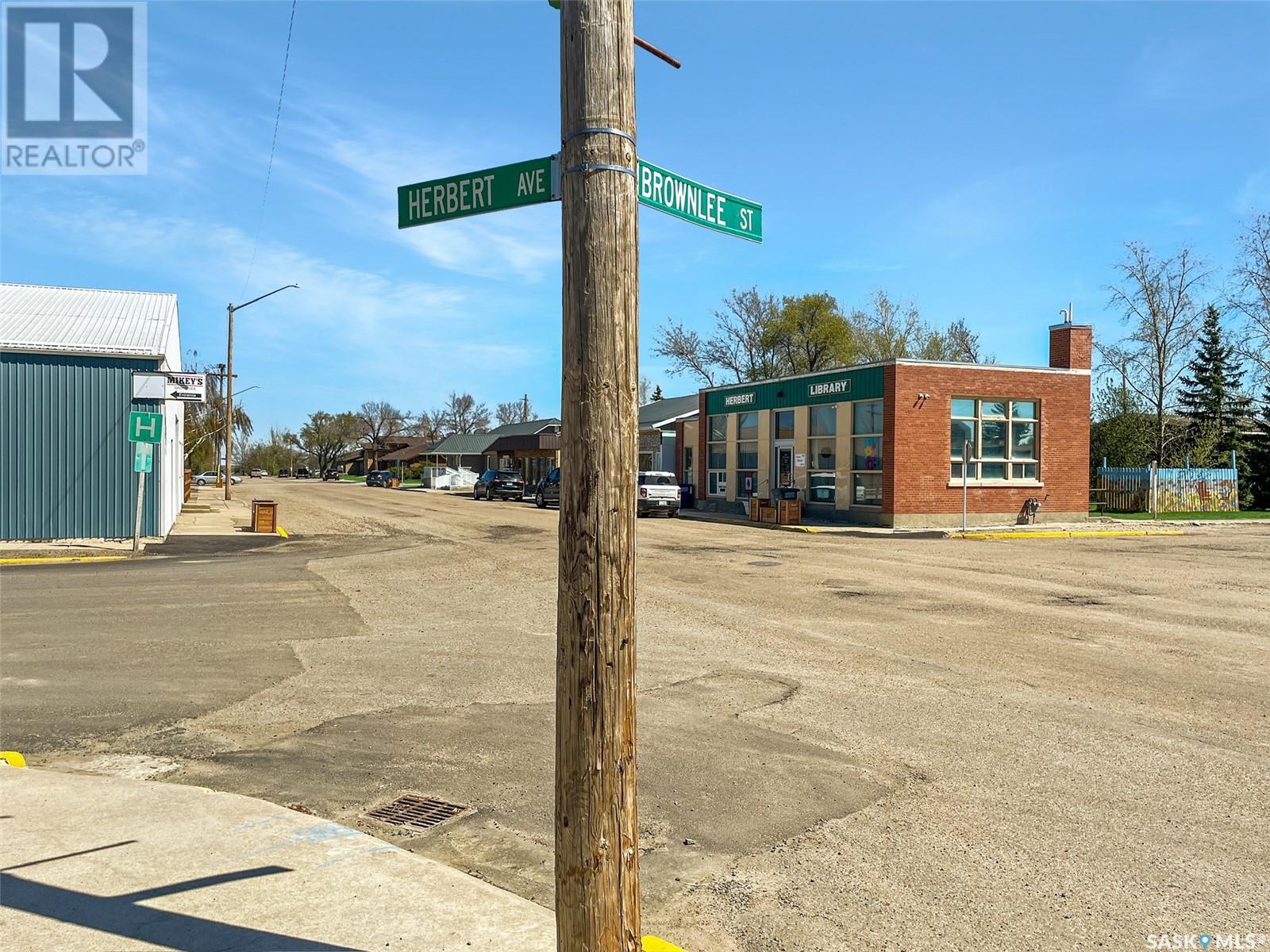 606 Herbert Avenue Property Photo 10
