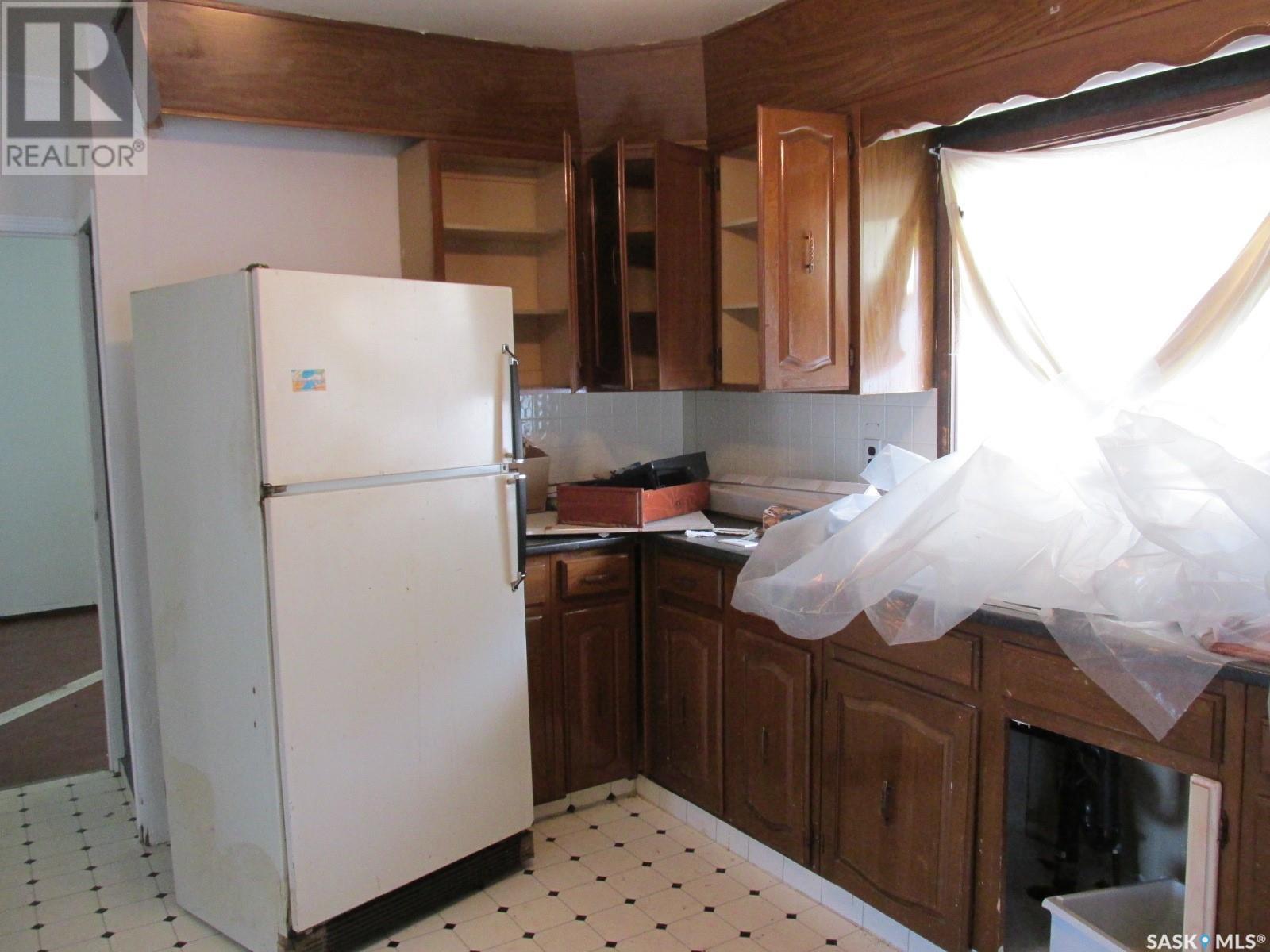 610 Nipawin Road E Property Photo 15