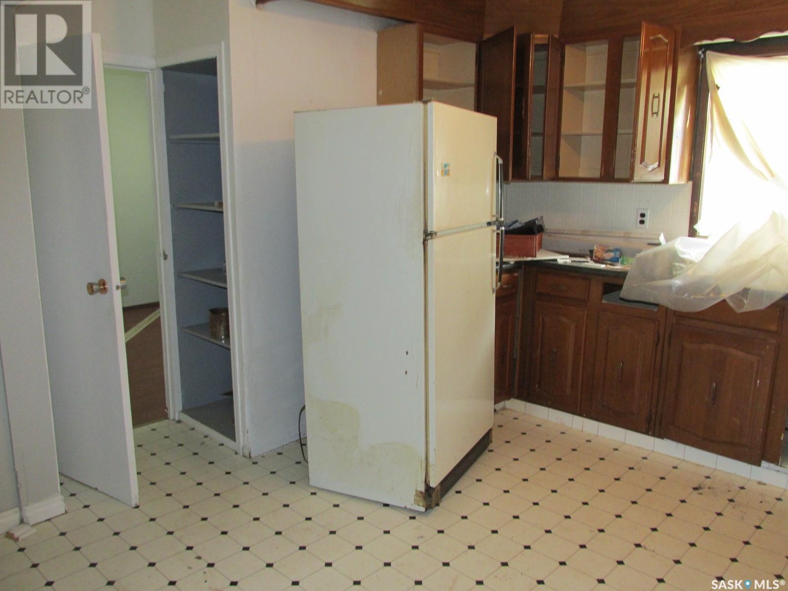 610 Nipawin Road E Property Photo 19