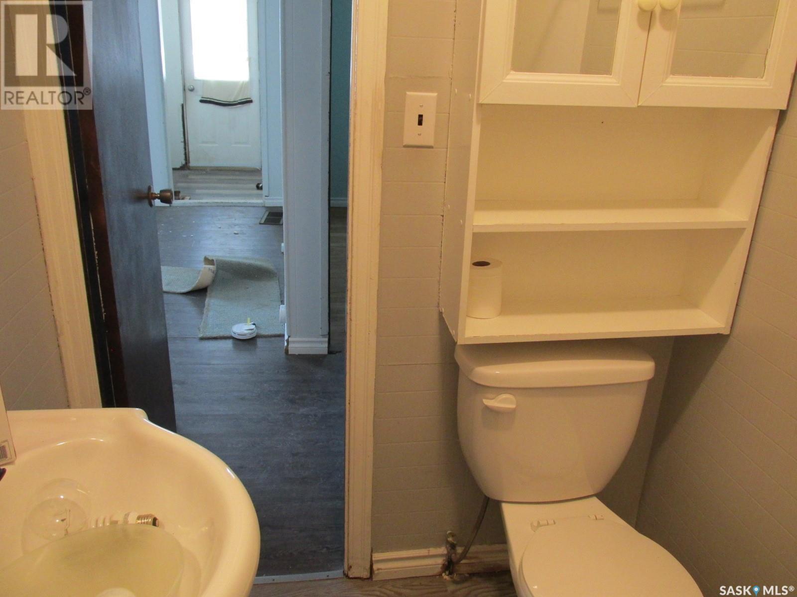 610 Nipawin Road E Property Photo 25