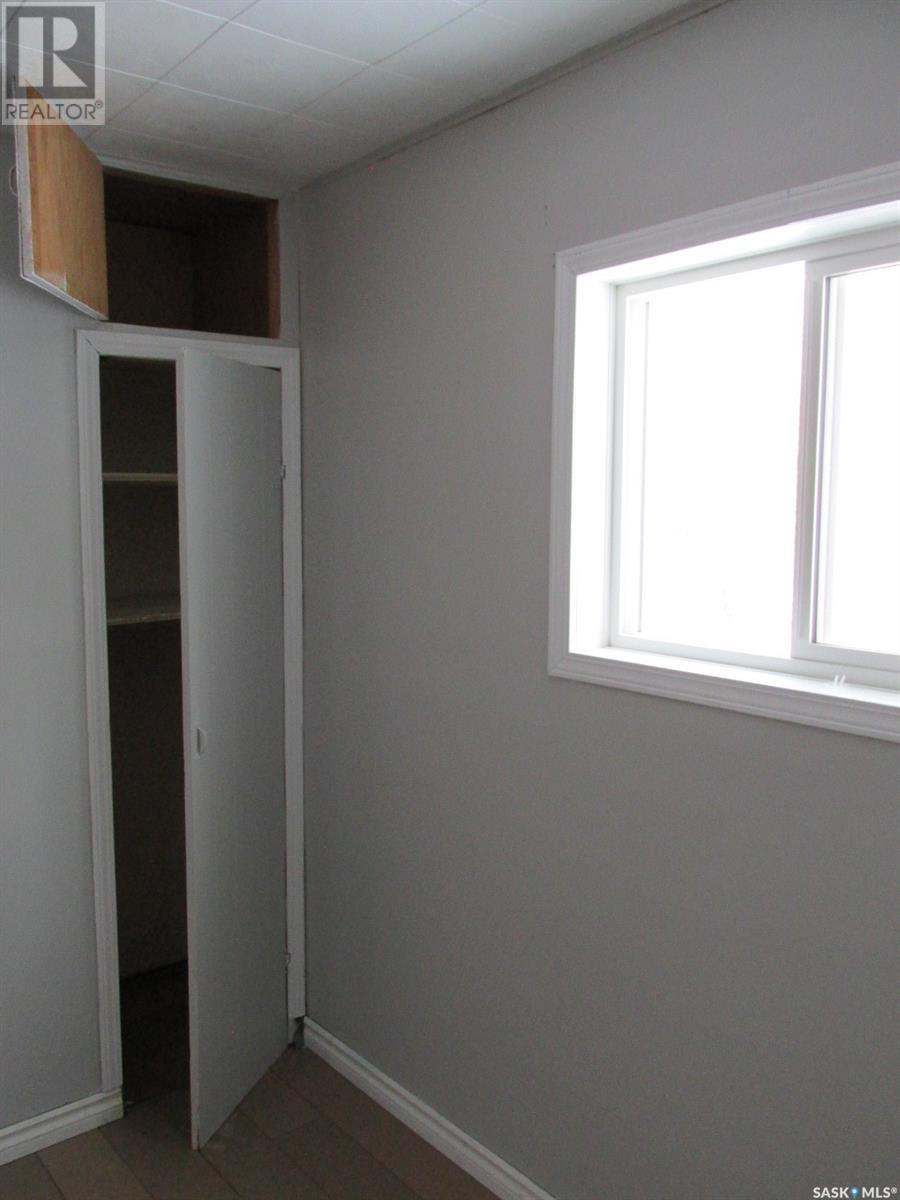 610 Nipawin Road E Property Photo 28