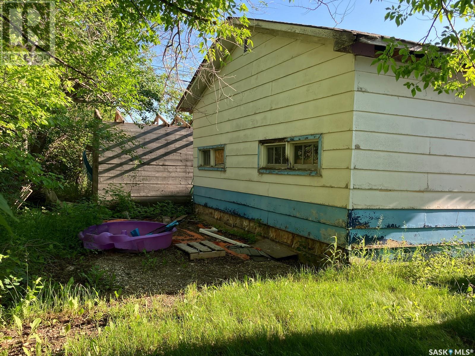 610 Nipawin Road E Property Photo 45