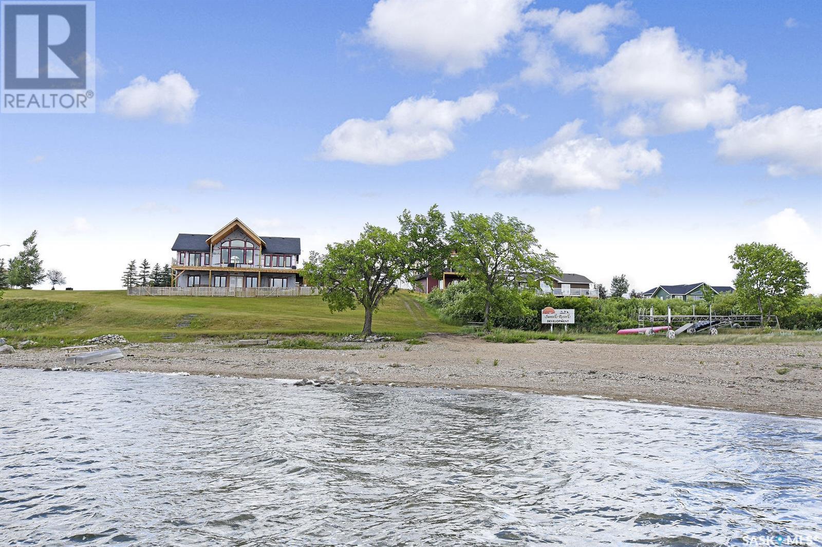 132 Marine Drive Property Photo 28