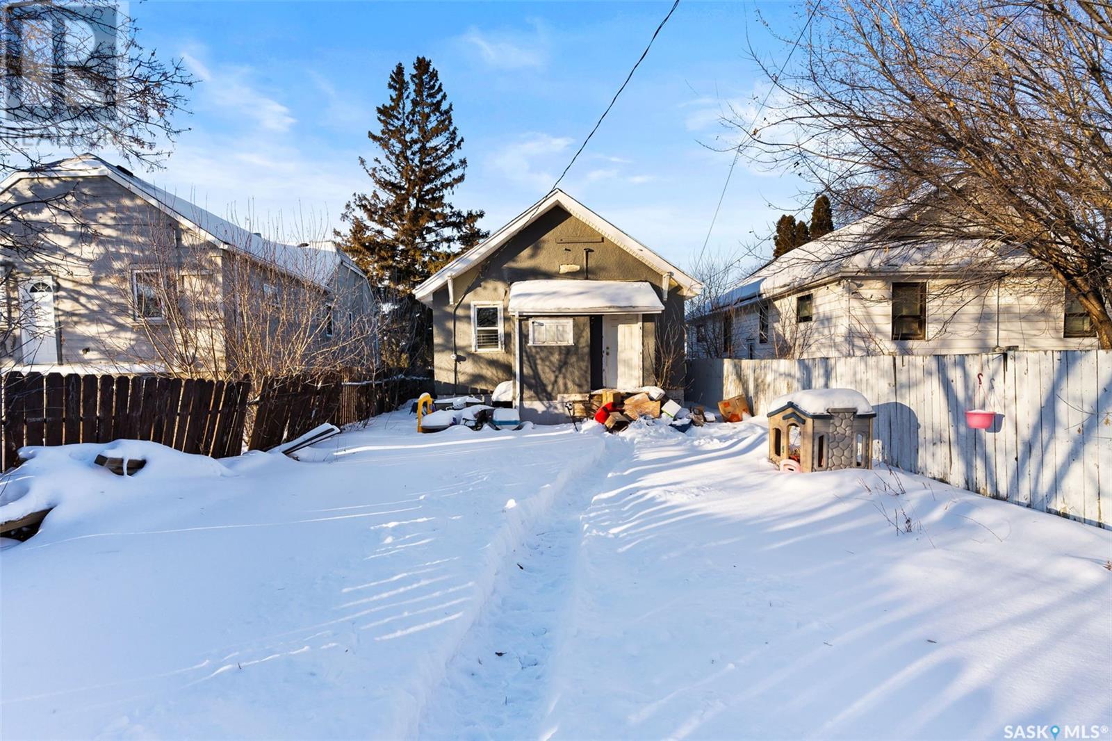 1271 Mctavish Street Property Photo 23