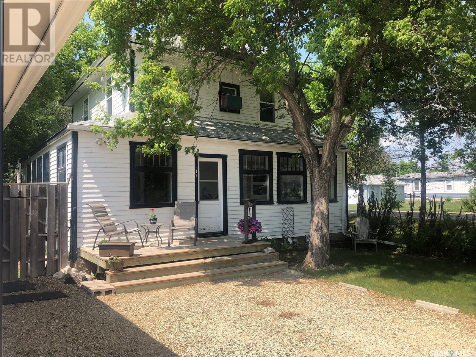 Arcola Real Estate Listings Main Image