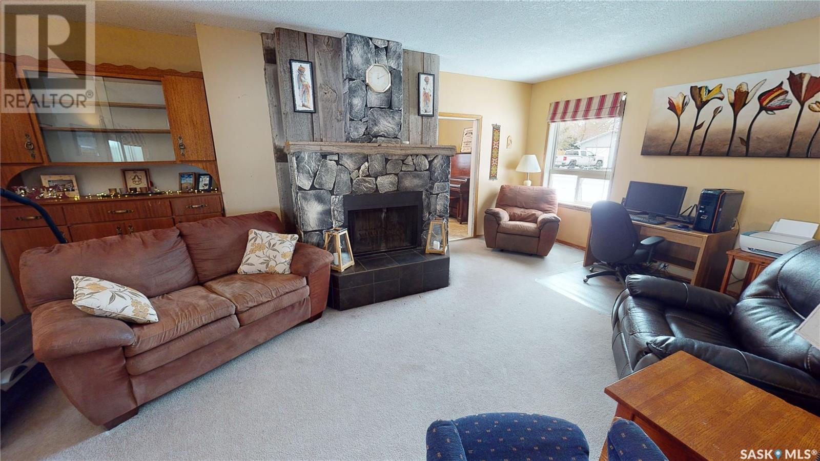 319 Carlyle Street Property Photo 13