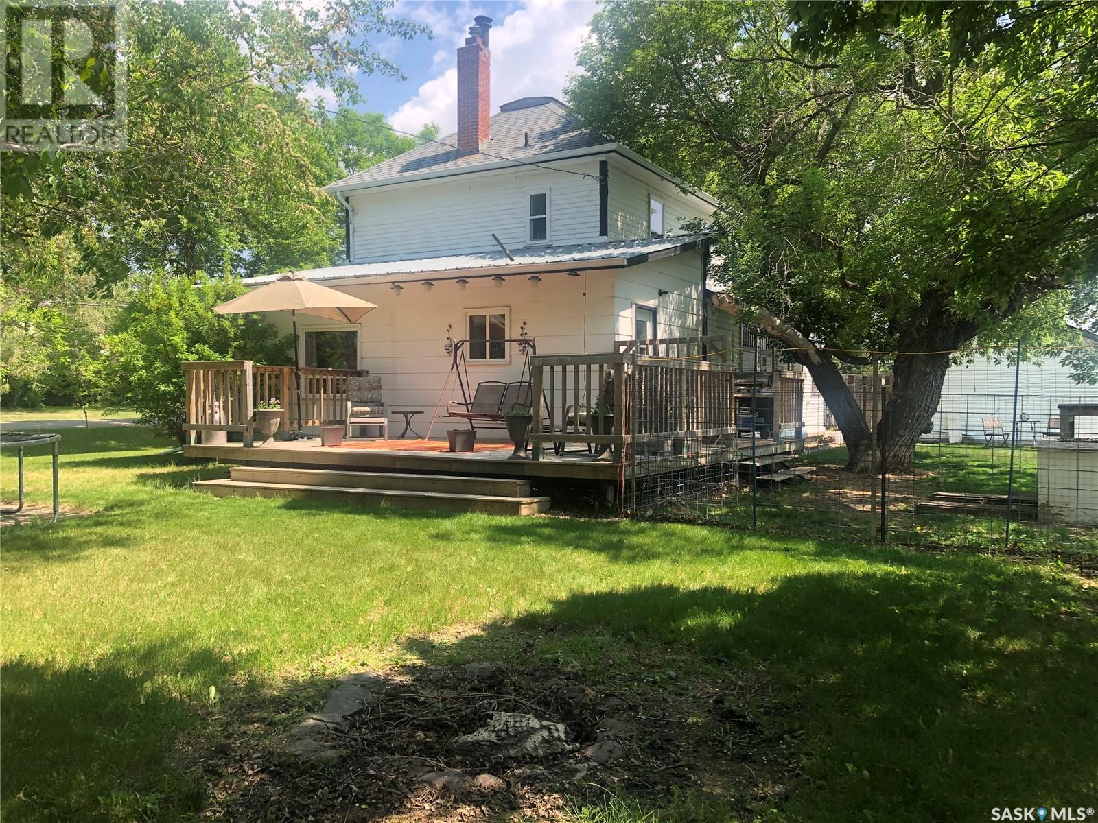 319 Carlyle Street Property Photo 40