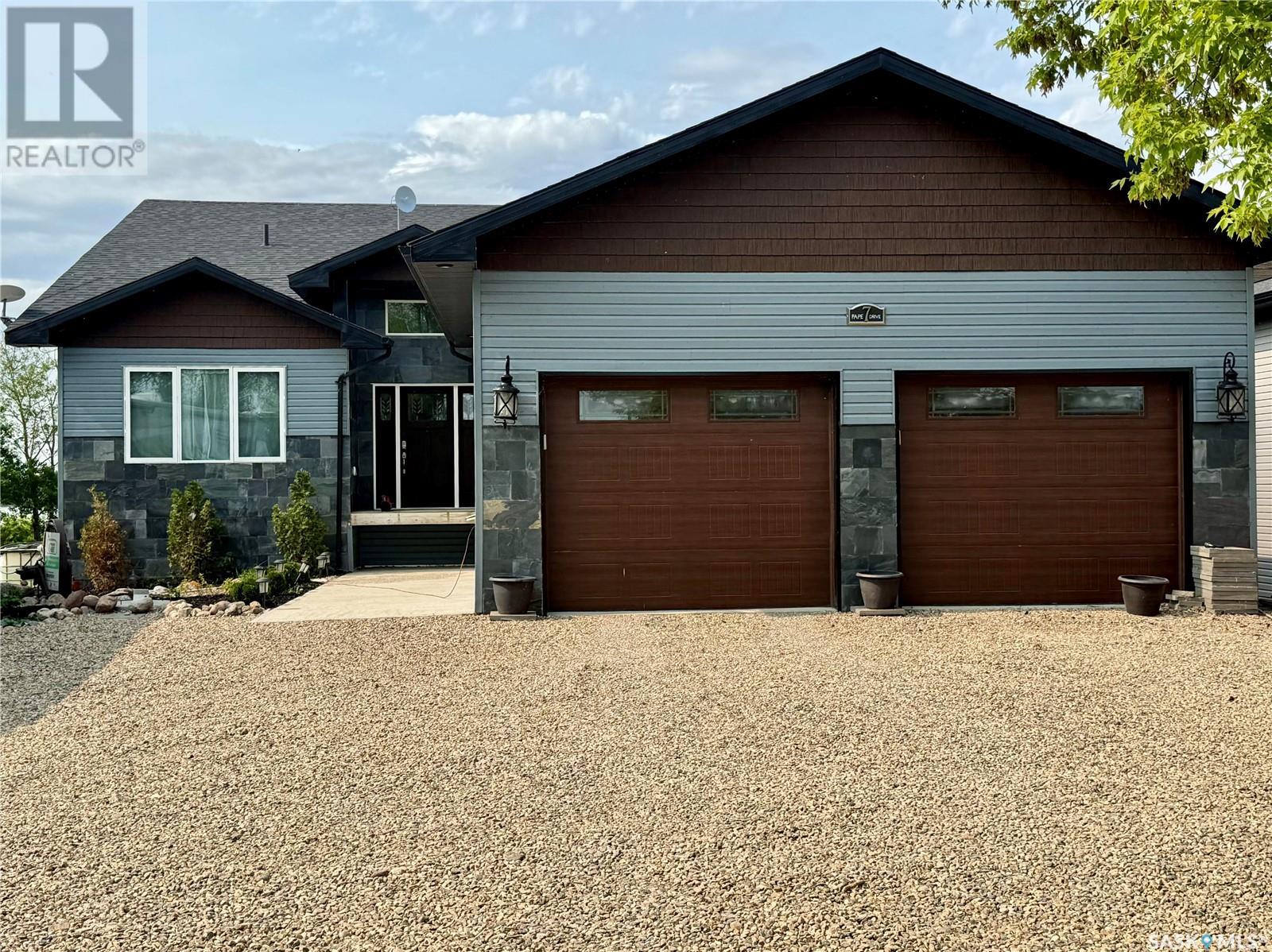 7 Pape Drive Property Photo 1