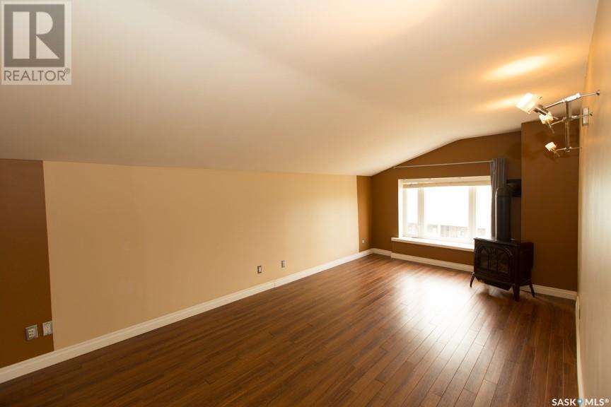 15 Betts Avenue Property Photo 5