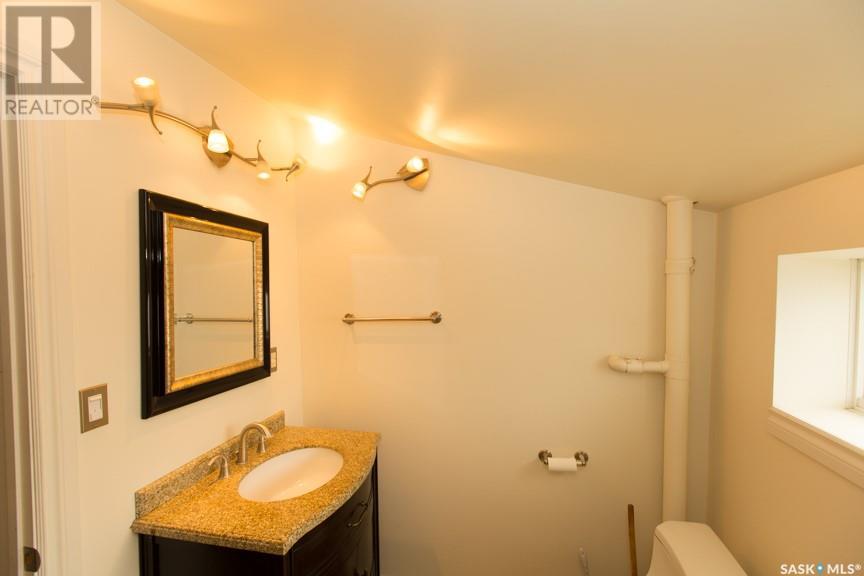 15 Betts Avenue Property Photo 6