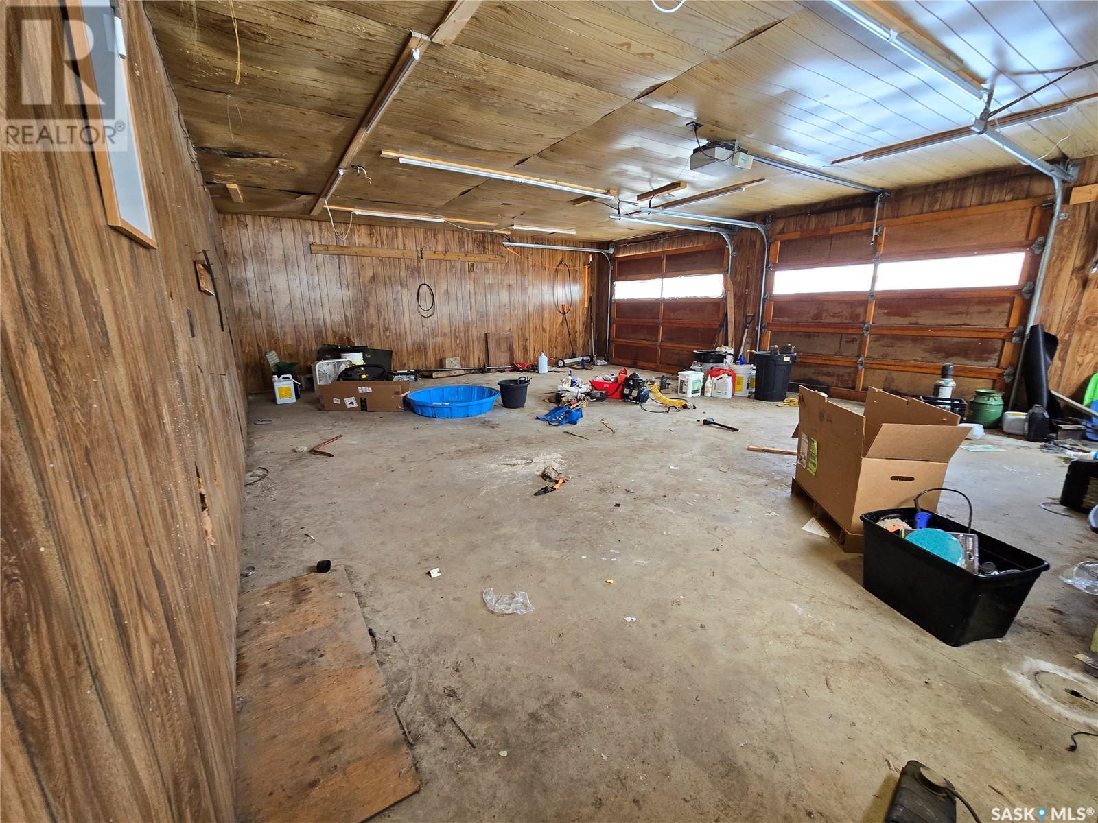 33 4th Avenue E Property Photo 30