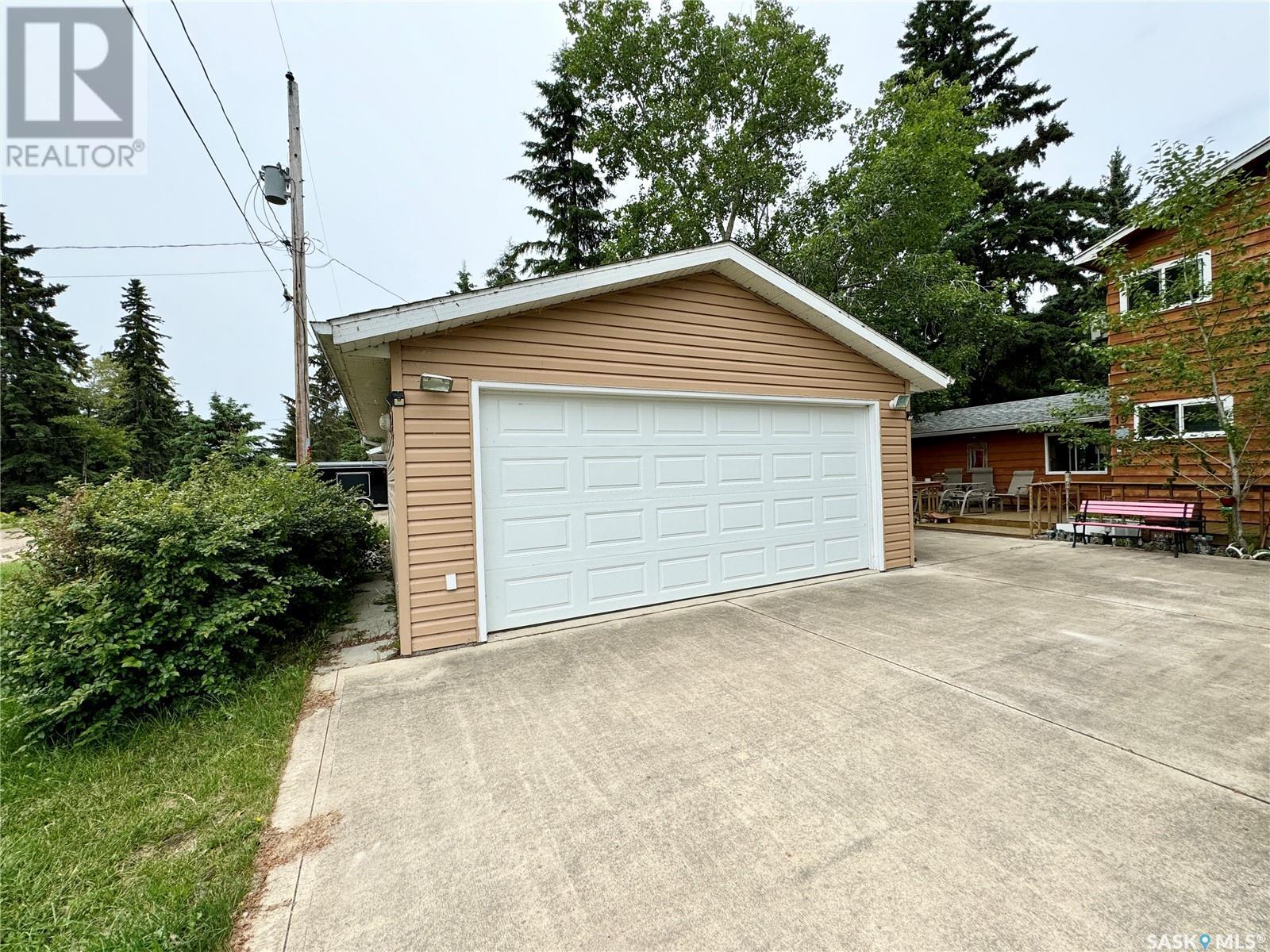 19 Mathews Crescent Property Photo 32