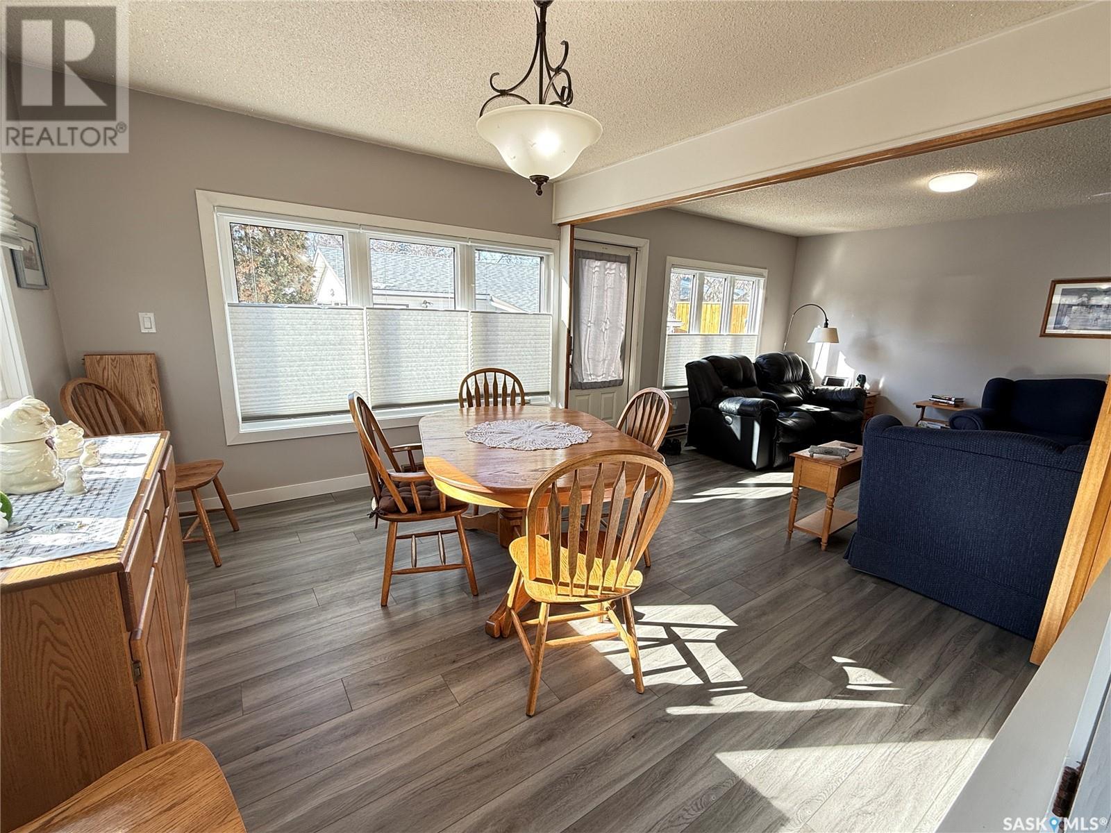 401 5th Street Ne Property Photo 10