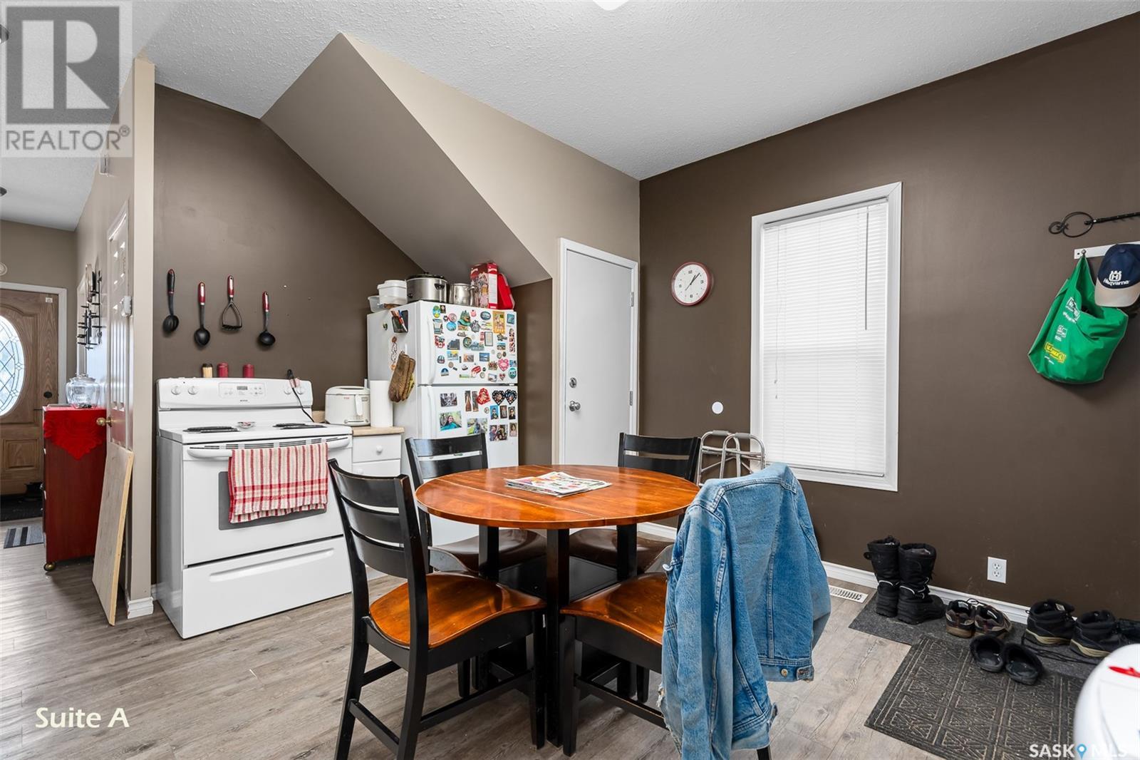 630 Athabasca Street W Property Photo 9