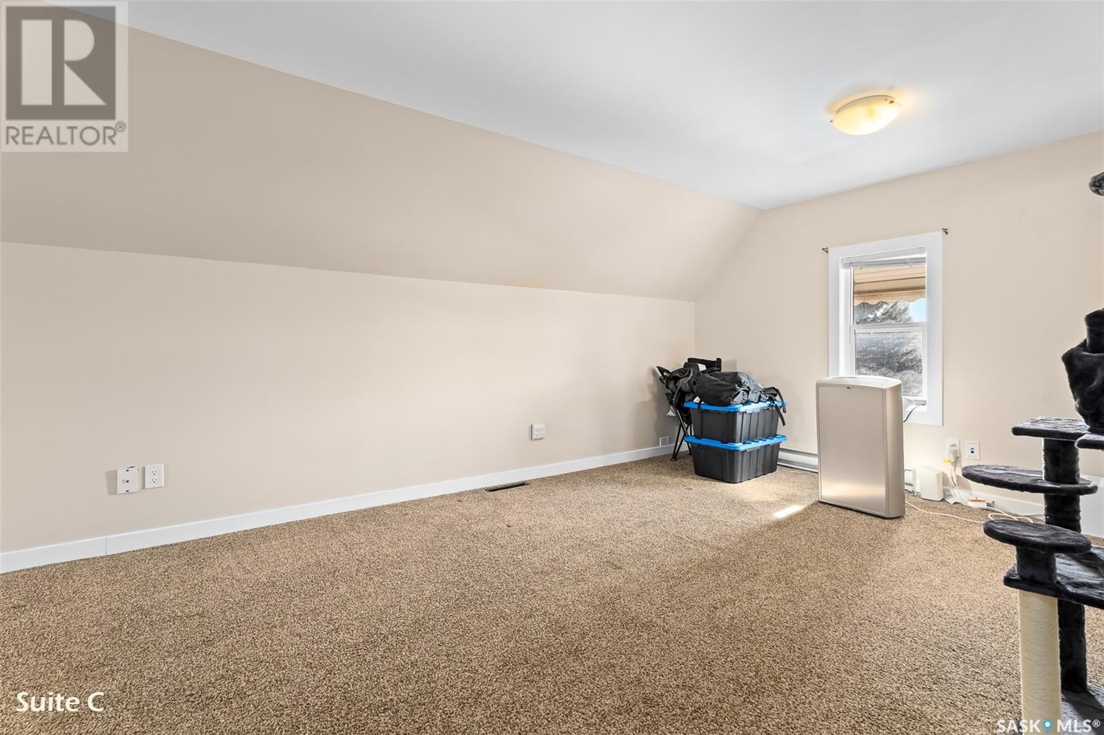 630 Athabasca Street W Property Photo 26