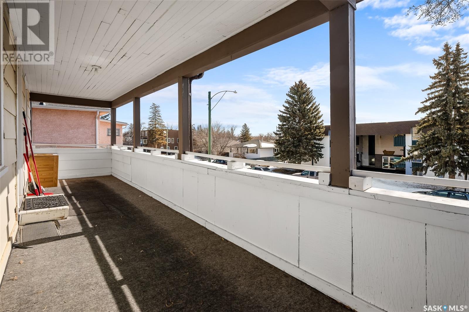 630 Athabasca Street W Property Photo 43