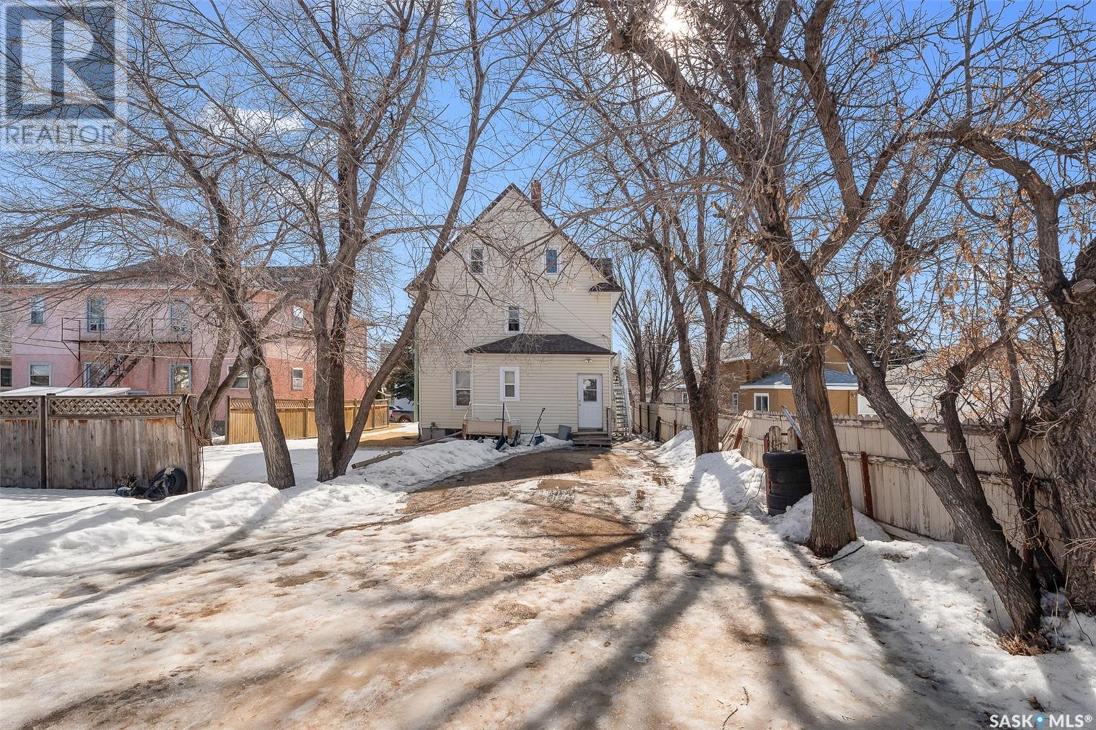 630 Athabasca Street W Property Photo 47