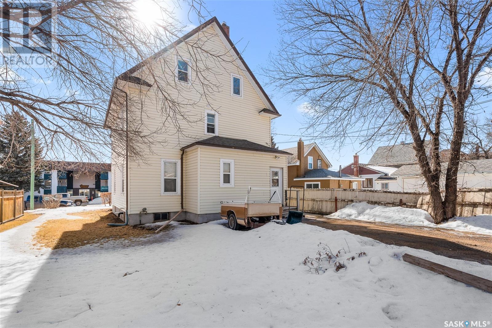 630 Athabasca Street W Property Photo 48
