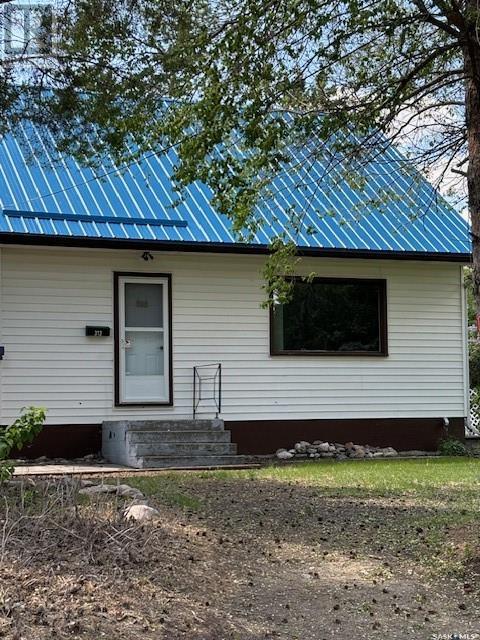 312 Golling Street Property Photo 2