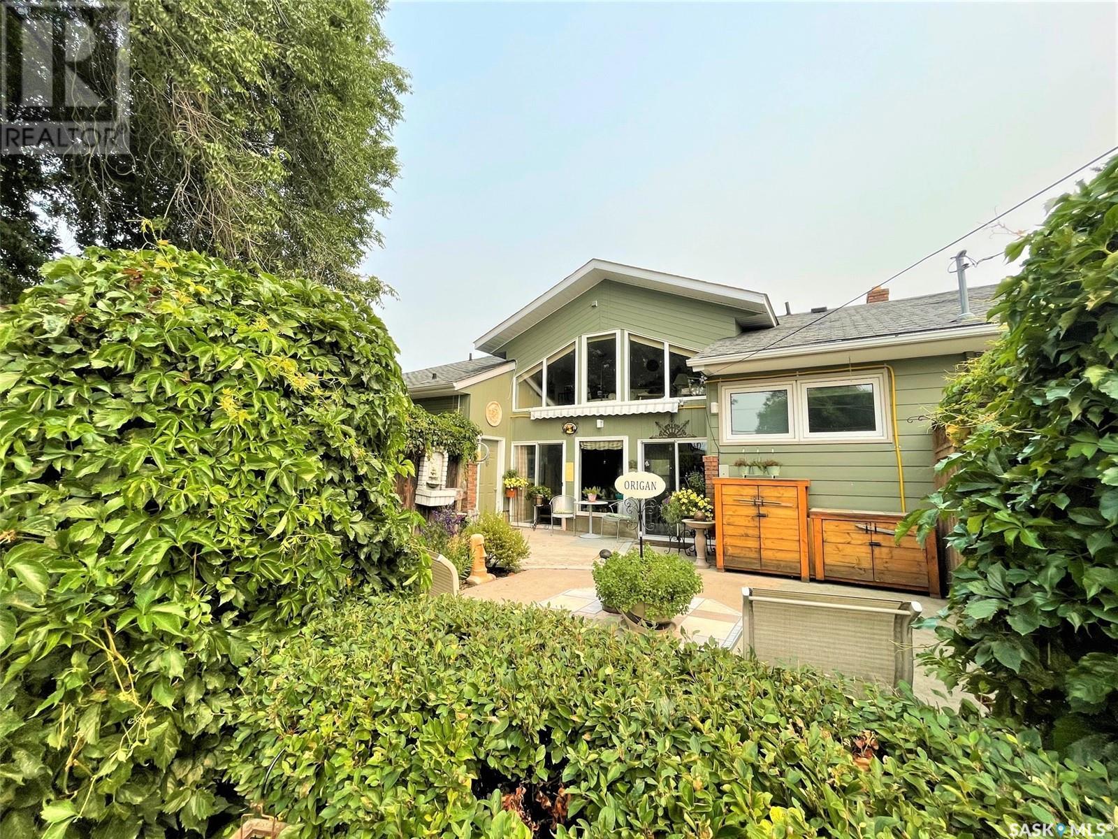 309 Prince Street Property Photo 5