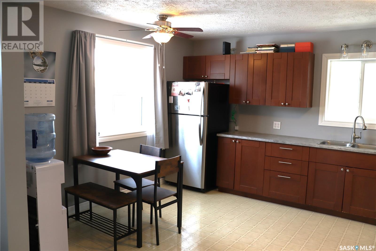 217 Second Avenue E Property Photo 10