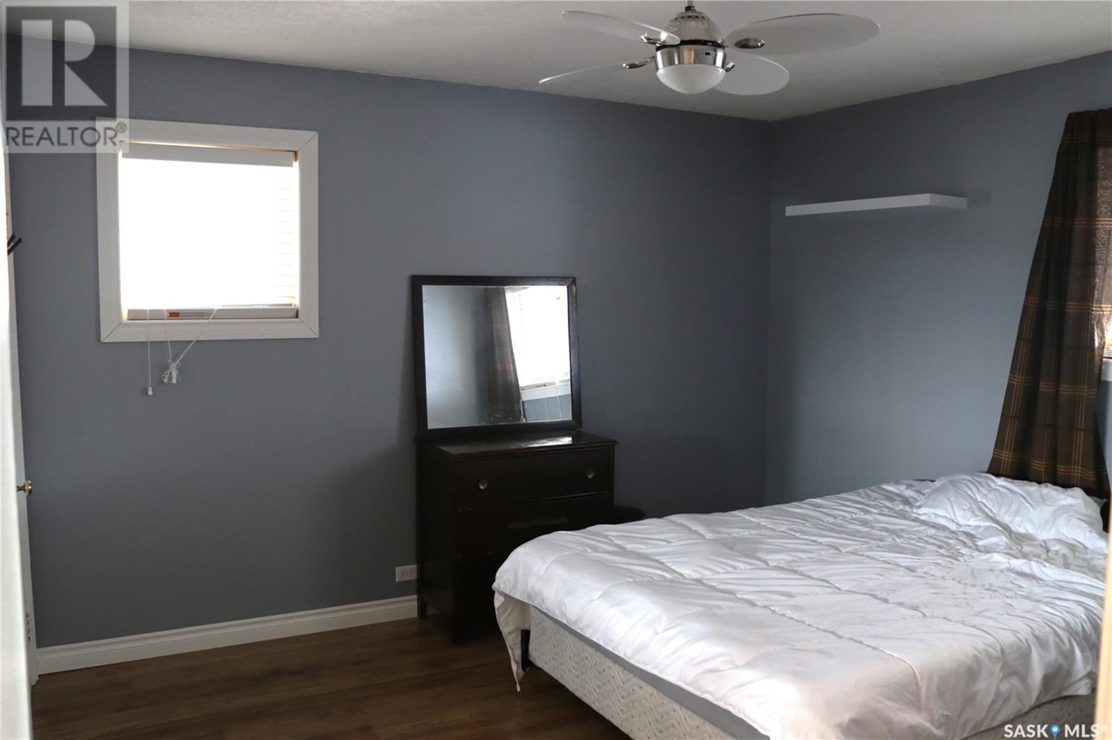 217 Second Avenue E Property Photo 13